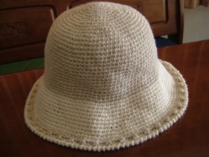 手編み帽子、本体完成
